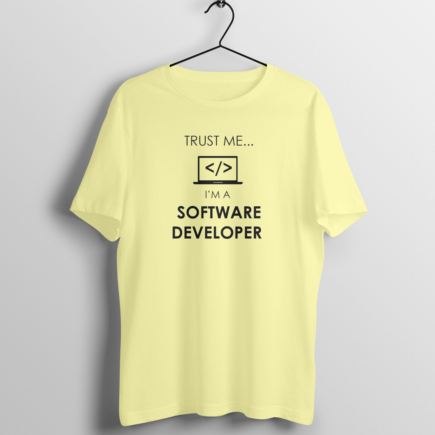 &quot;Trust Me ... I am a software developer&quot; - UNISEX HALF SLEEVE T-SHIRT (91C23)